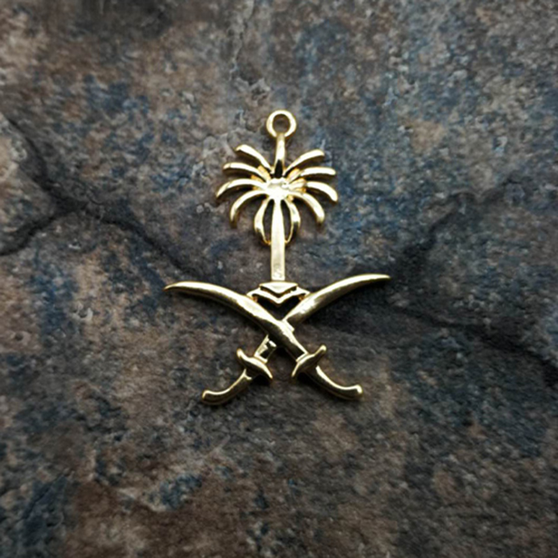 Emblem of Saudi Arabia Logo of - огляд і ціна Ethnic Fashion Logo